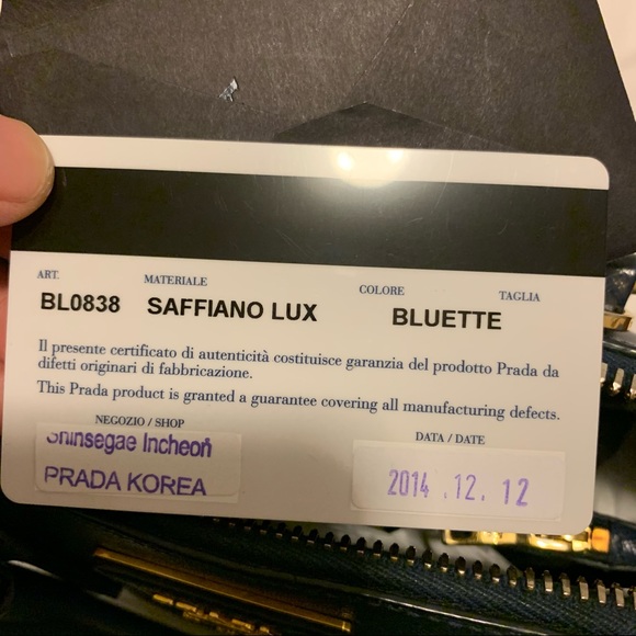 Prada Saffiano Bag - Picture 15 of 15